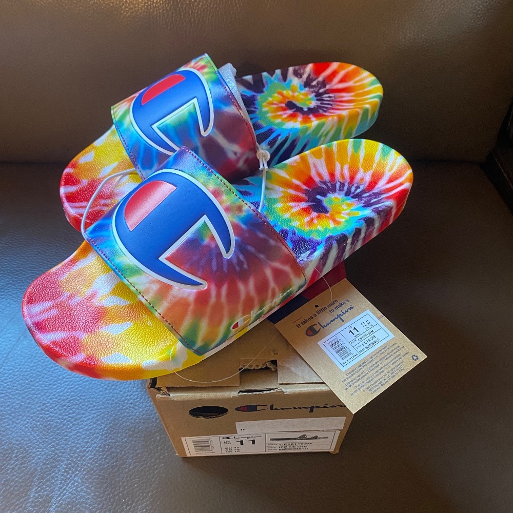 Champion Tie Dye SIZE: 11 MENS